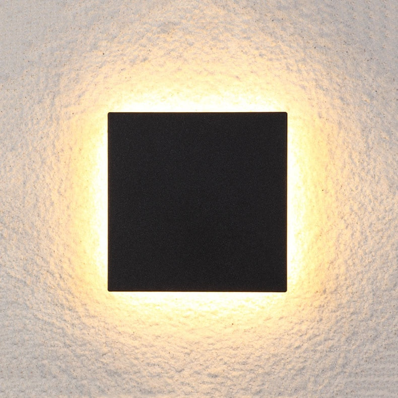 Euri Outdoor / Waterproof Wall Lamp