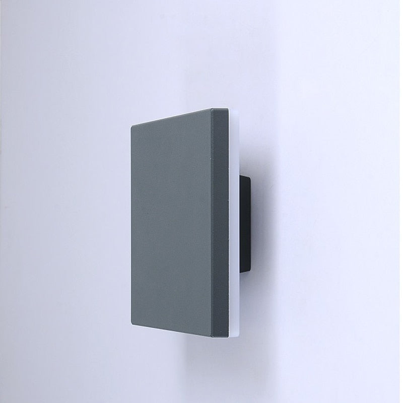 Euri Outdoor / Waterproof Wall Lamp