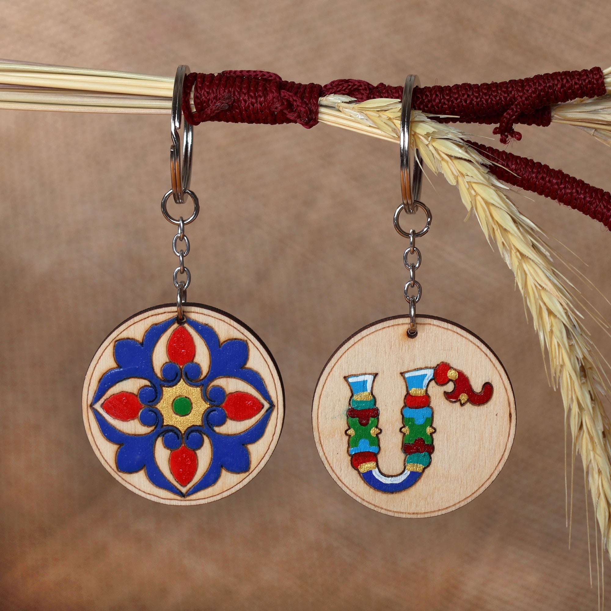 Handcrafted Set of 2 Letter M and Flower-Themed Keychains - Regal M